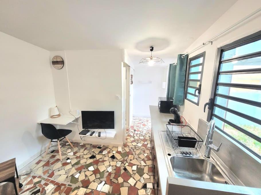 Ti Jacques Beau Studio Hypercentre St Denis Saint-Denis Ngoại thất bức ảnh
